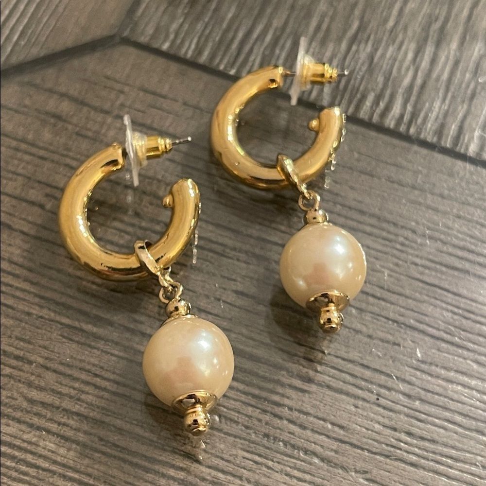 Vintage Gold-tone Hoops with Faux Pearl Charms- Drops - Picture 15 of 16